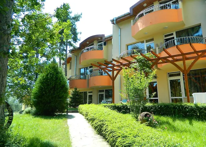 Family Privileg 3* 阳光海滩